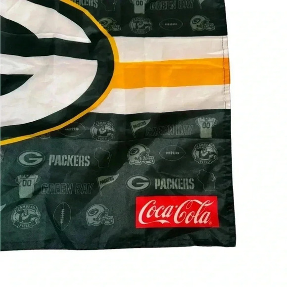 Green Bay Packers 2019 Lambeau Field 30x20 Flag SGA Coca Cola Sponsor - Picture 2 of 4